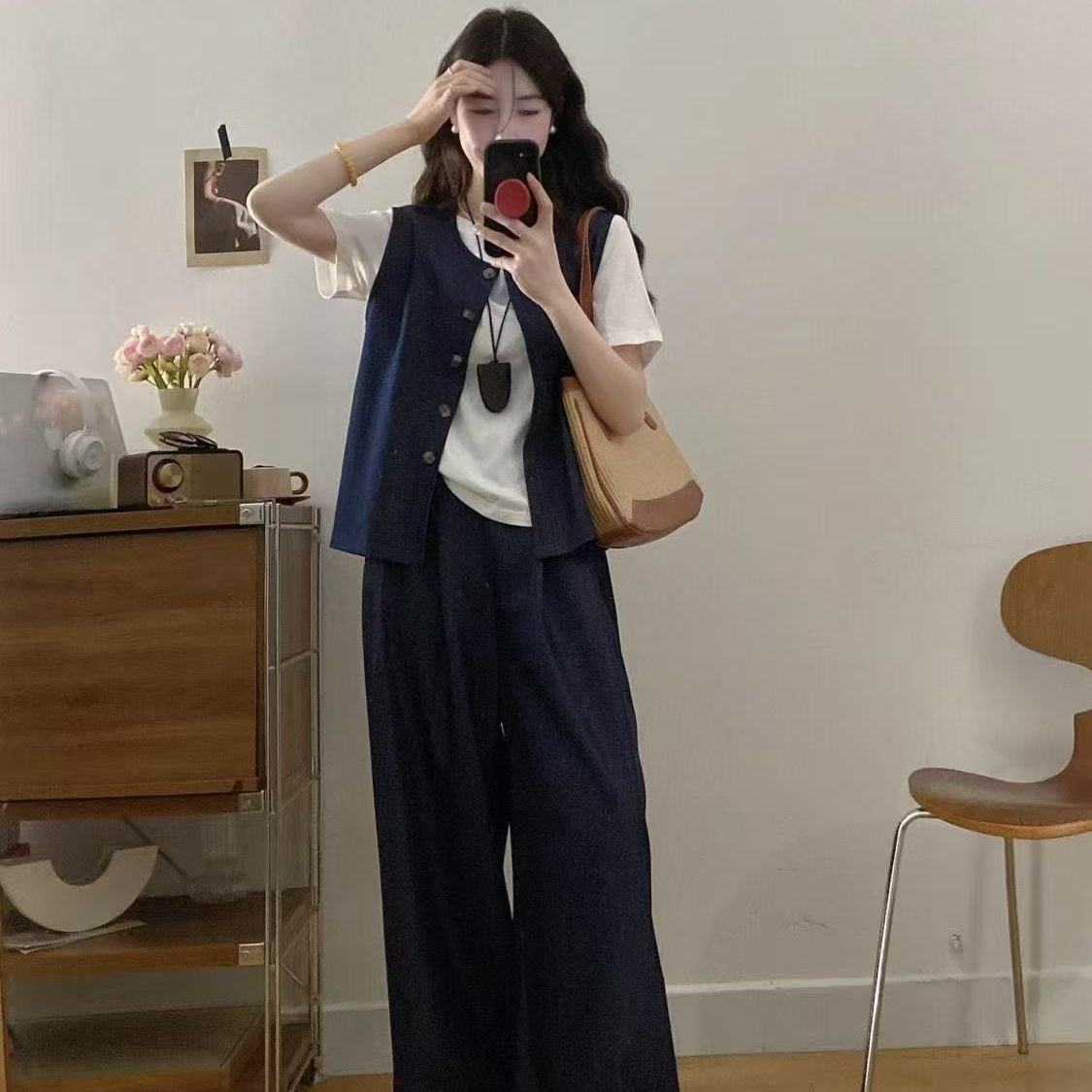 大码女装胖mm显瘦套装宽松显瘦气质无袖马夹阔腿裤短袖T恤三件套