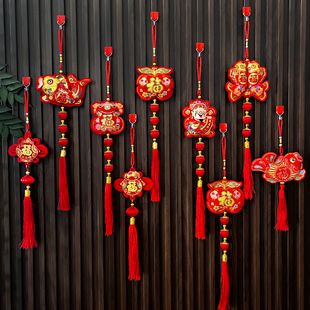 2025年新款中国结小挂件装饰门把手挂饰灯笼钱袋福字树挂过年吊饰