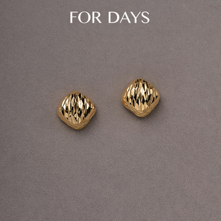 精致时尚 方形碎冰冰爆闪耳环 DAYS FOR