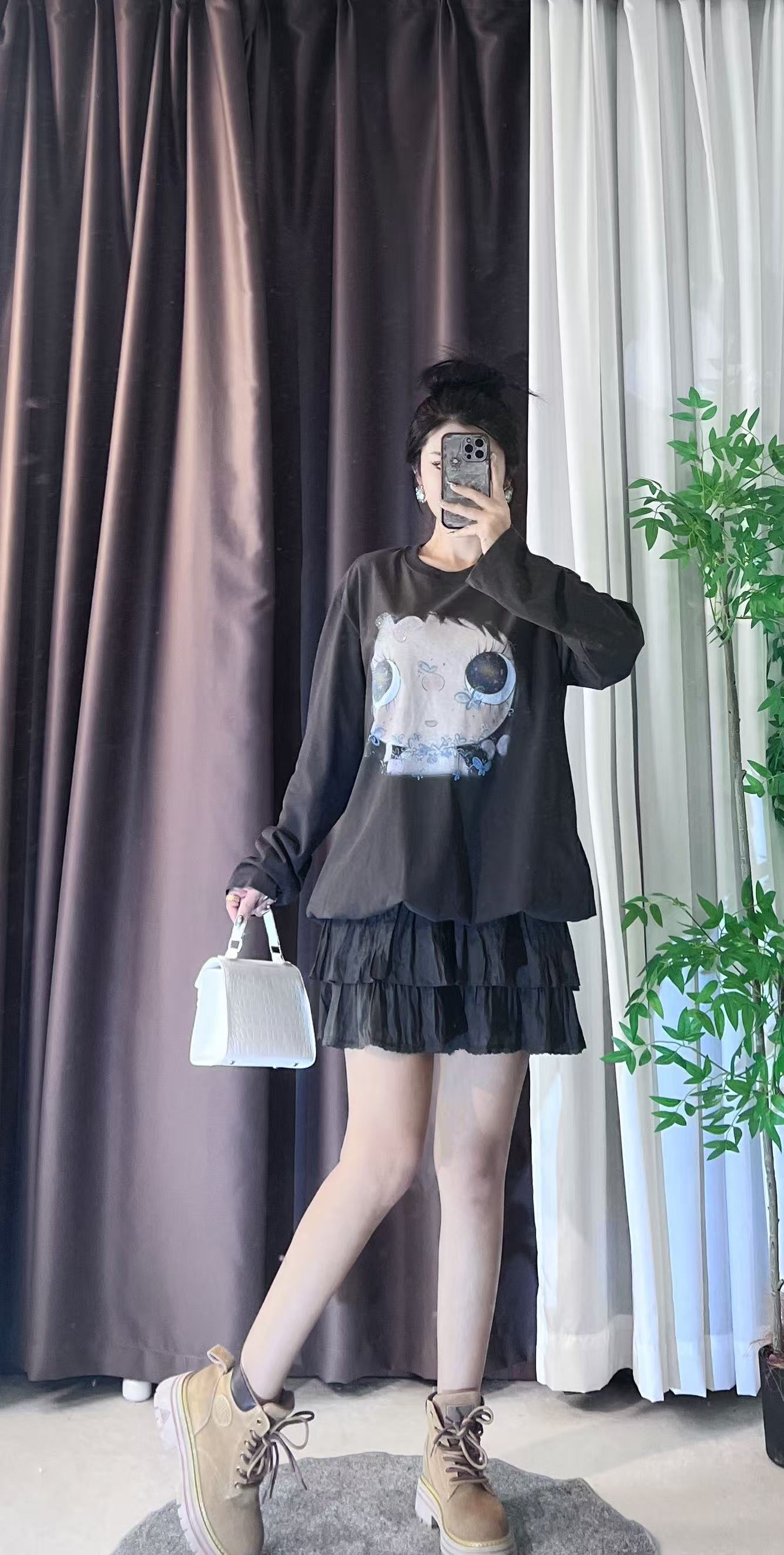 连衣裙2026秋新款法式设计感小众宽松卫衣显瘦百搭长袖女上衣外套