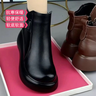 软皮马丁靴女2026年秋冬季新款保暖圆头厚底加绒女靴羊毛短靴棉靴
