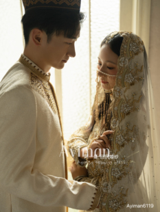 【出租】阿一曼回族婚纱礼服女新娘重工刺绣民族风旅拍摄影礼服