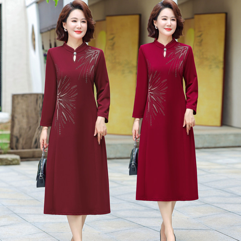 胖妈妈大码喜婆婆婚宴装高端旗袍礼服中老年春秋装结婚遮肚连衣裙