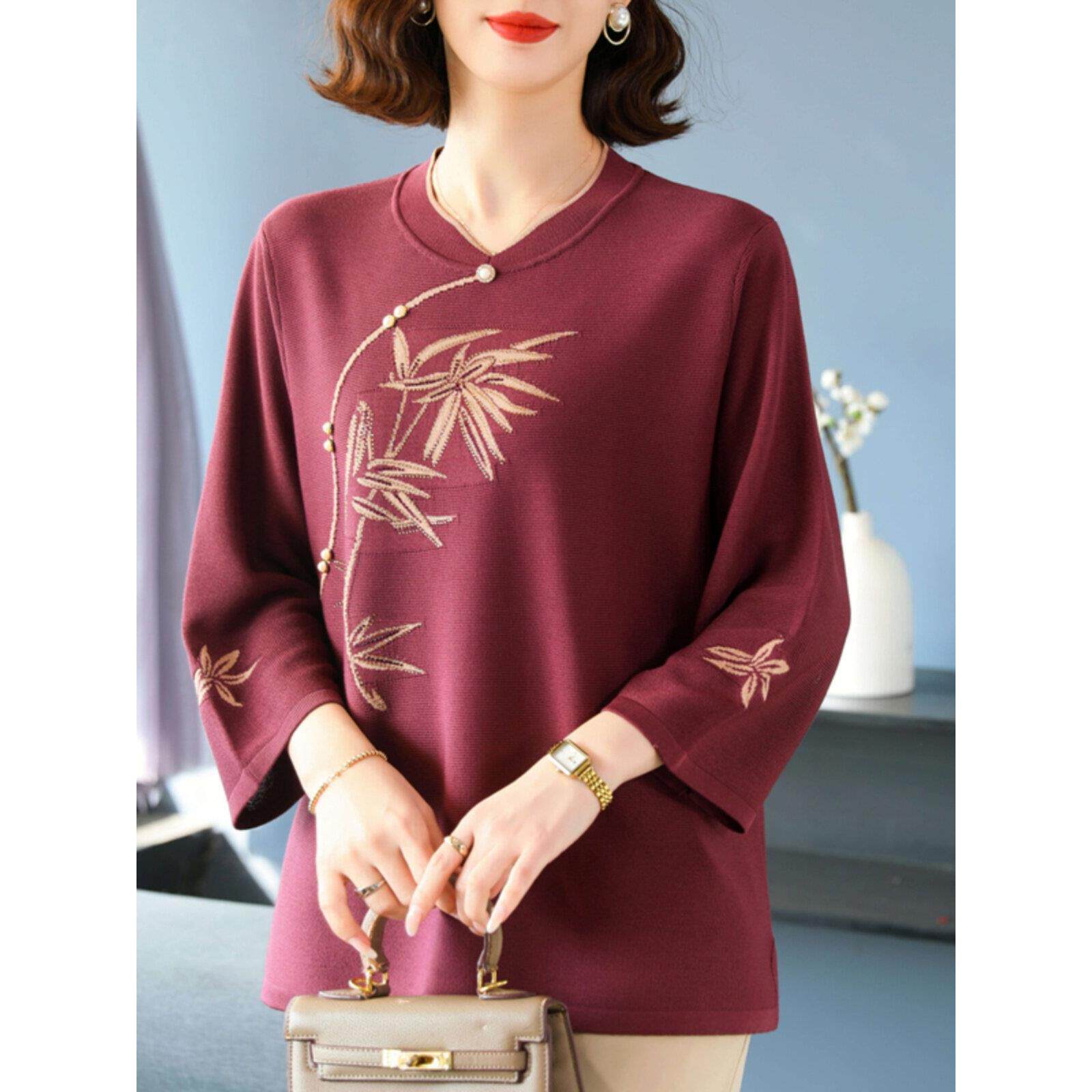 中老年妈妈春装针织衫女特大码200斤宽松遮肚洋气高贵桑蚕丝上衣