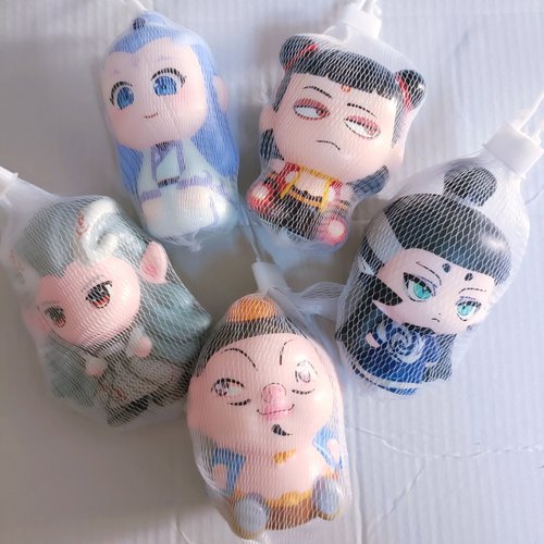 潮玩捏捏乐之魔童闹海捏捏乐姑姑敖闰解压慢回弹减压玩具摆件批发