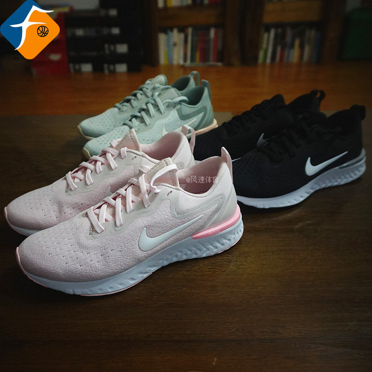 Nike女子超轻棉底缓震跑步鞋