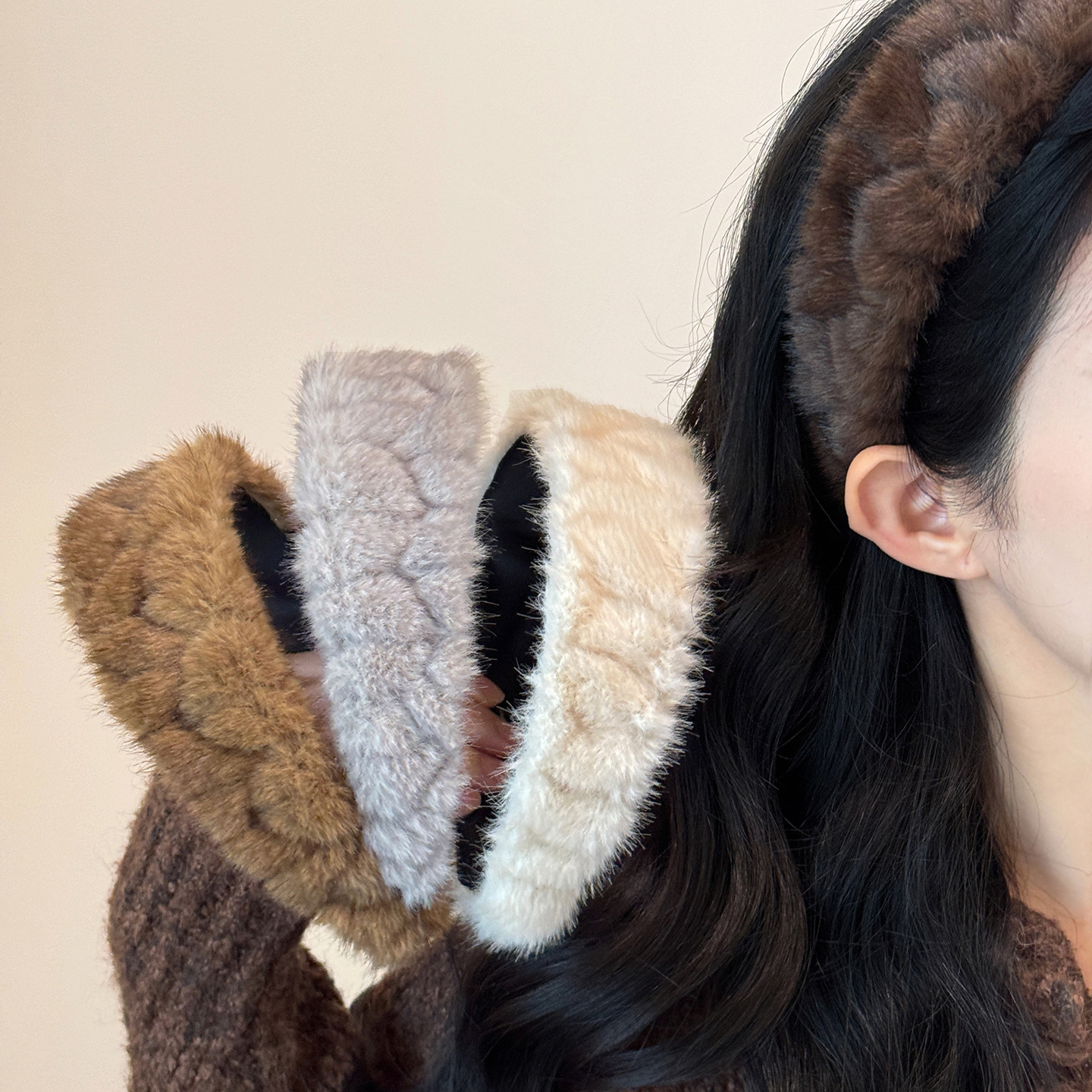 秋冬宽边加厚毛绒发箍女2025新款高颅顶压发头箍日常外出百搭发饰