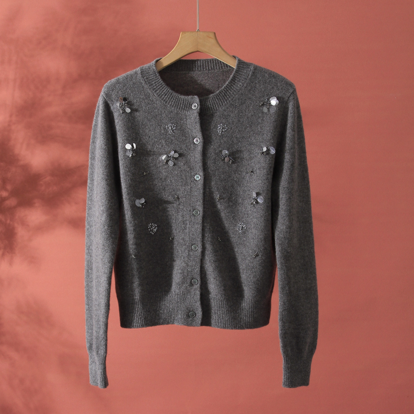 品质货！羊毛珠片针织开衫女洋气秋圆领百搭外套,女装/女士精品,毛针织衫,淘宝优惠券,粉丝福利购,淘宝优惠卷