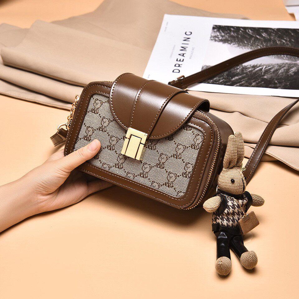 精致感轻奢相机包2024夏季新款印花小方包女士斜挎包高级感单肩包