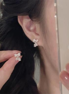 楚噢CHUO纯银S925银蝴蝶结铃兰花耳钉耳环简约精致气质百搭女小众