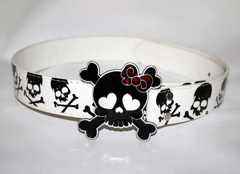 KOREAN VERSION OF THE TREND OF MENS BELT PERSONALITY YOUTH BELT WHITE SKULL GRAFFITI BELT DOMINEERING NON-MAINSTREAM WOMEN