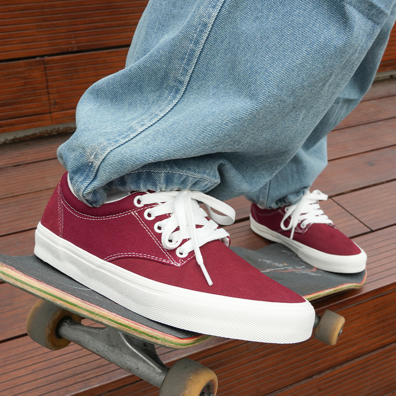 dc经典翻毛皮专业风huf滑板鞋