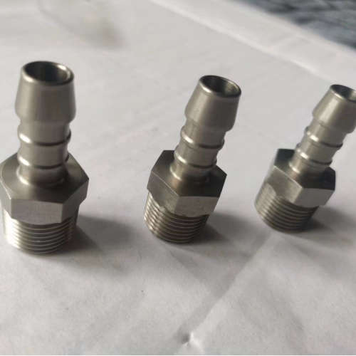 jahn管接头 货号：838741300000；型号：SAG9/R3/8-KEG-V2A;库存3