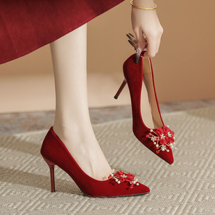 红色秀禾结婚鞋女2026新款敬酒礼服新娘鞋水钻花朵细跟尖头高跟鞋