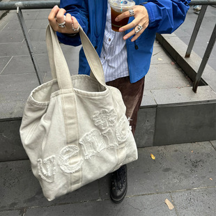 VIBE ACW雏菊刺绣水洗做旧流浪帆布包手提袋小众托特包大容量男女