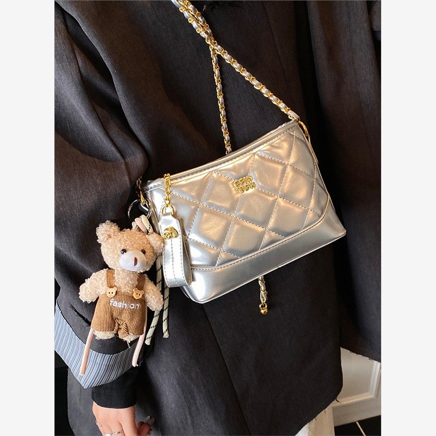 高级感菱格水桶包女2025夏季新款小香风链条流浪包时尚百搭斜挎包,箱包皮具/热销女包/男包,水桶包,淘宝优惠券,粉丝福利购,淘宝优惠卷