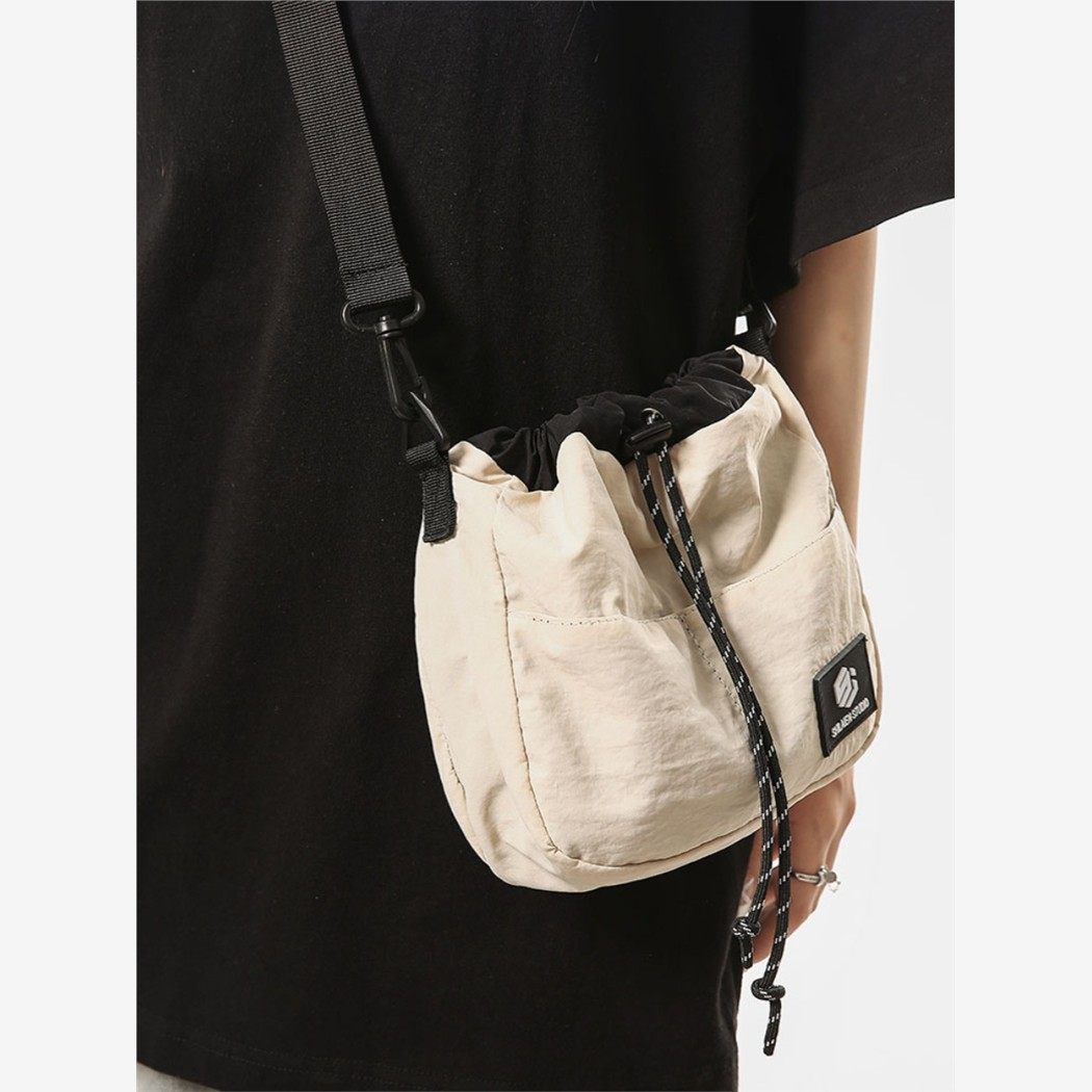 韩版潮流帆布包女2025夏季新款休闲时尚单肩包小众简约百搭斜挎包,箱包皮具/热销女包/男包,时尚帆布包,淘宝优惠券,粉丝福利购,淘宝优惠卷