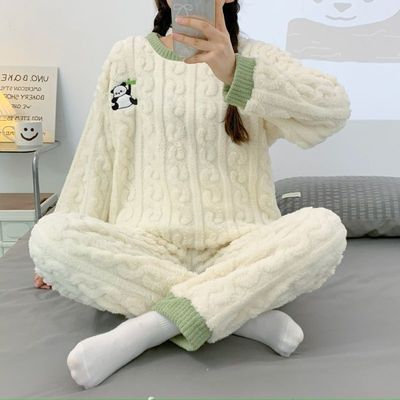 卡通加厚珊瑚绒秋冬女睡衣套装