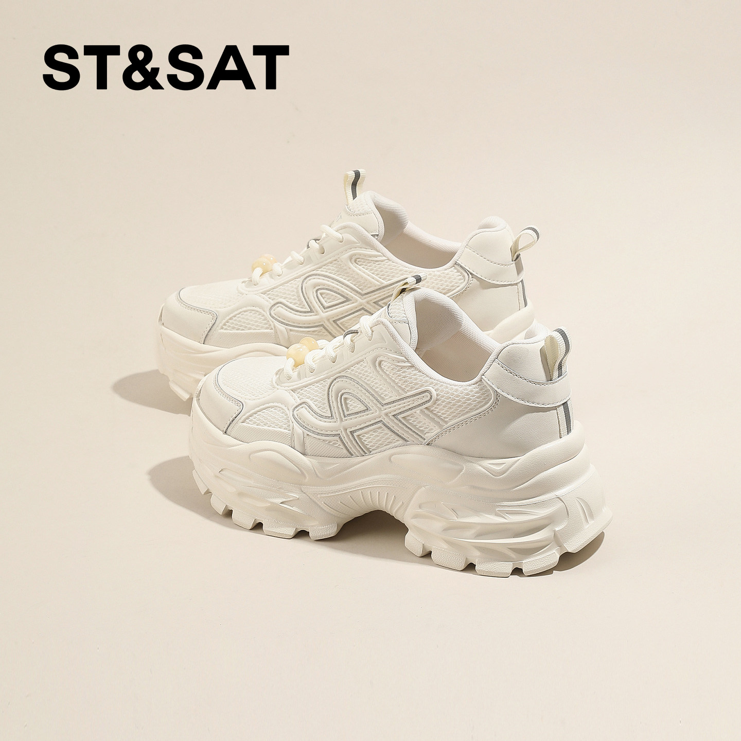 星期六网面旅游鞋女2026春季新款厚底透气轻便休闲增高老爹鞋百搭