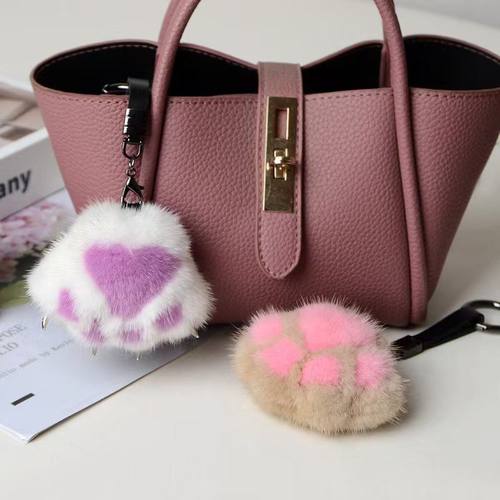 新款可爱猫爪钥匙扣仿水貂毛