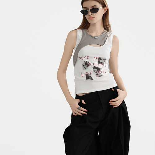 交错设计手绘字慵懒感吊带背心