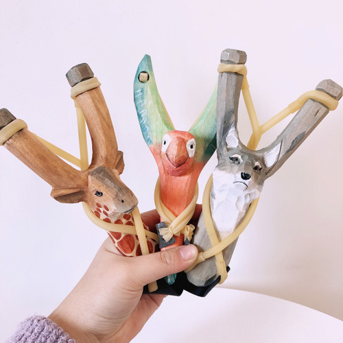 实木雕刻弹弓玩具卡通木质创意