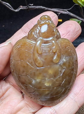 龙龟手把件和田玉且末糖玉