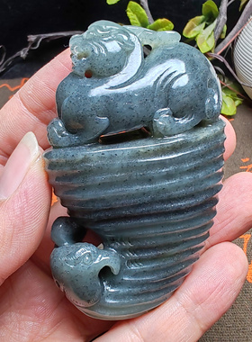 新疆和田玉青花墨玉仿古凤貔貅手把件苏工精品男女国风招财进宝