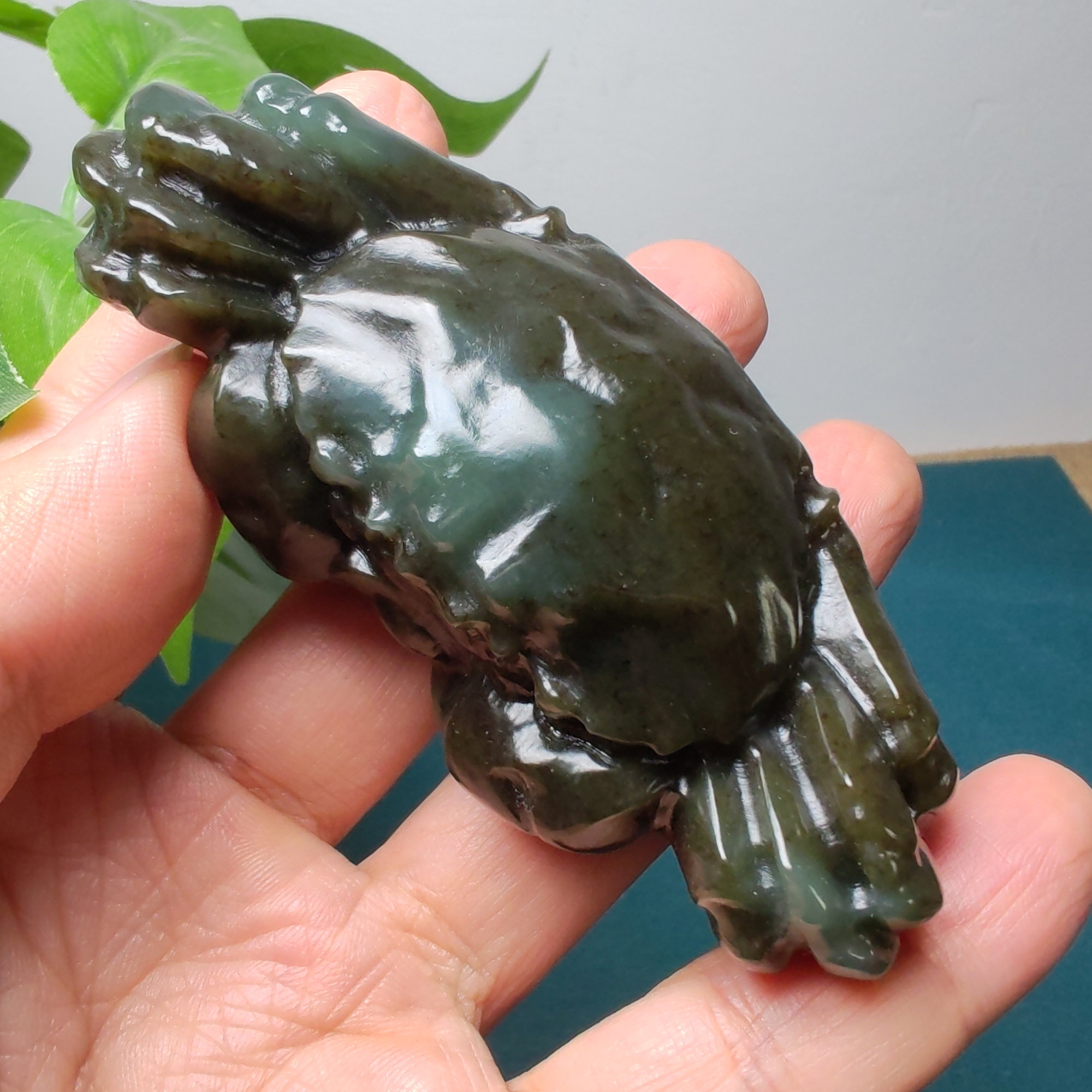 新疆和田玉且末蓝调糖玉立体螃蟹文玩茶宠小摆件特价男女八方来财