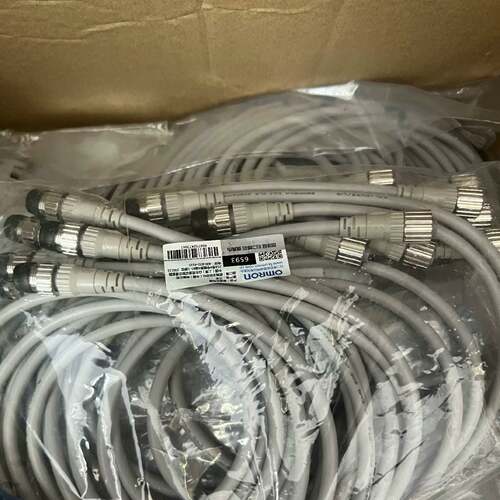 可维修XS2F-D421-J80-F 正品欧姆龙接近开关连议价