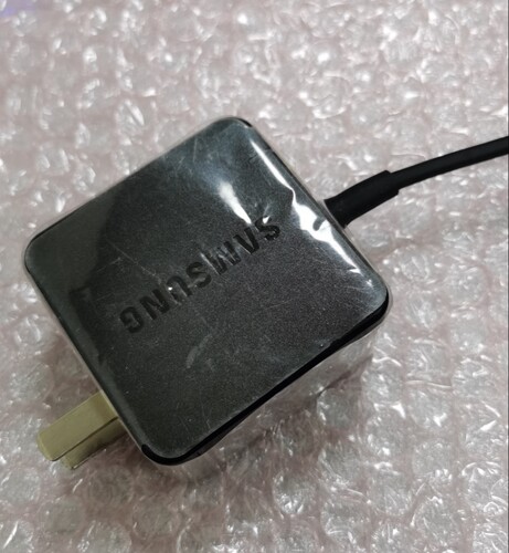 原装三星110S1K 110S1J 930X2K笔记本电脑充电源适配器线12V 2.2A