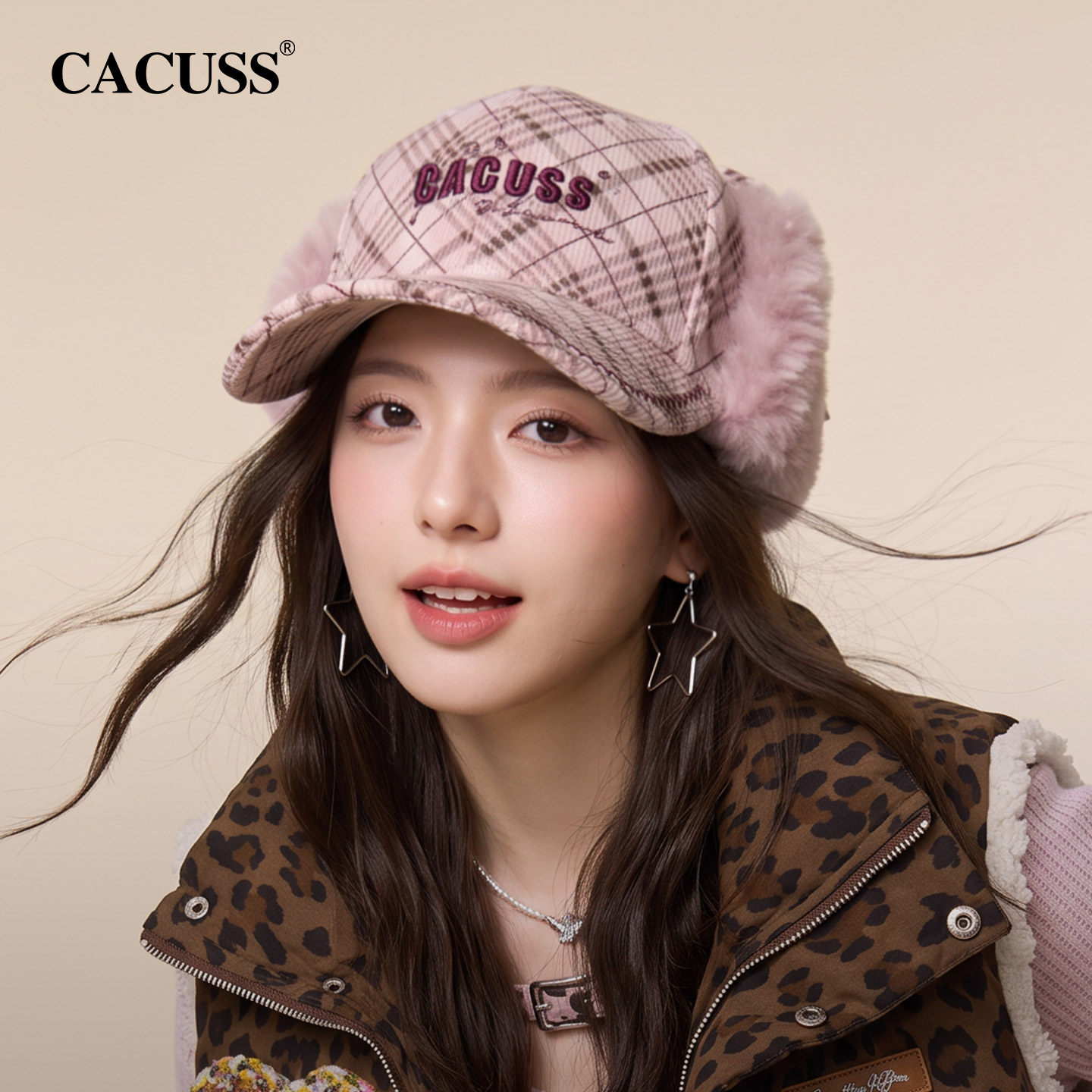 CACUSS格纹棒球帽女秋冬毛绒护耳雷锋帽子复古保暖大头户外鸭舌帽
