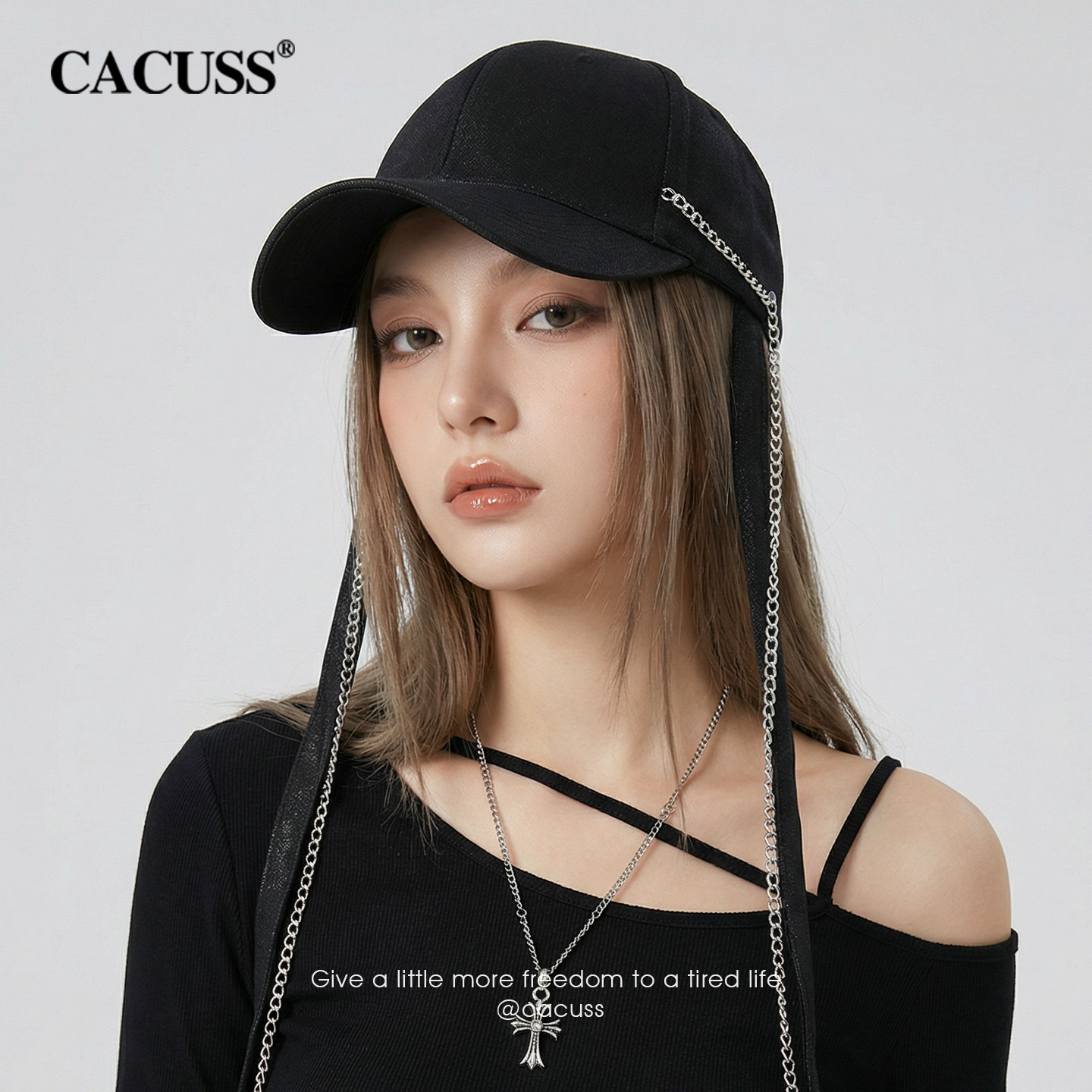 CACUSS鸭舌帽子女2026春季新款链条飘带黑色缎面棒球帽硬顶显脸小 - cacuss旗舰店出品