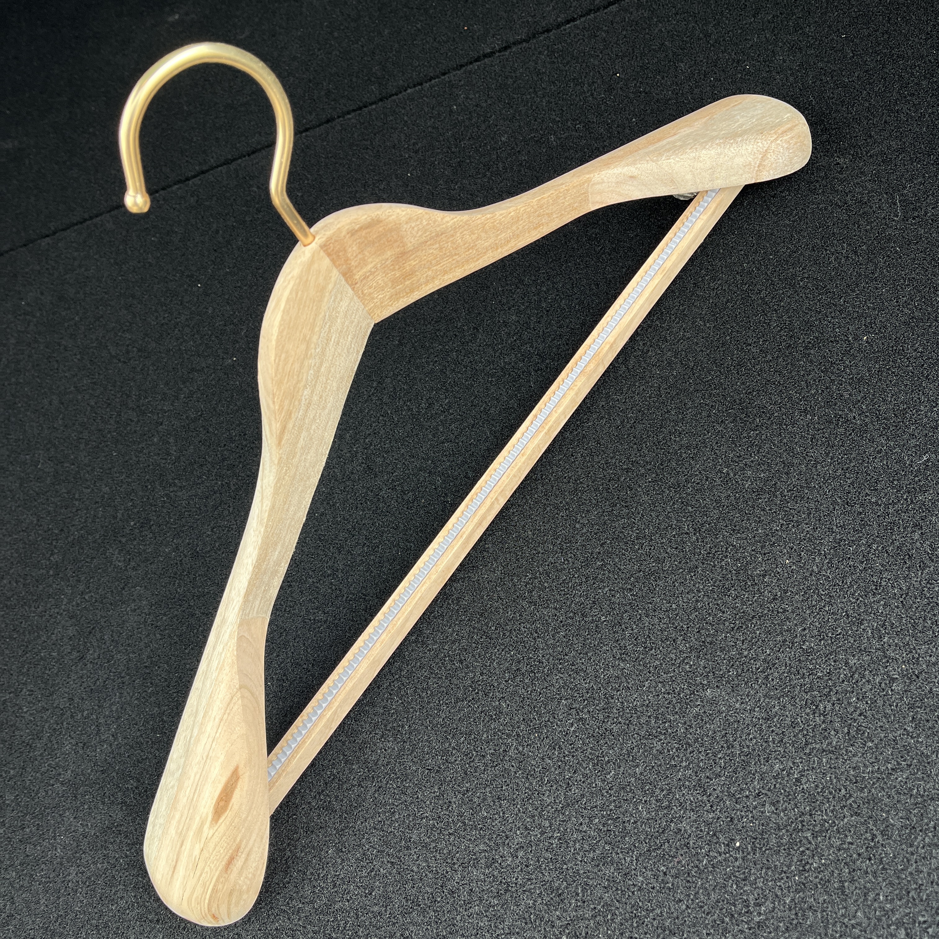 天然樟木家用防滑成人衣柜