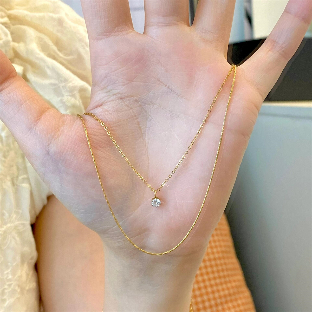 PURE法式轻奢新款闪钻吊坠项链女简约颈链小巧设计镀18K金锁骨链