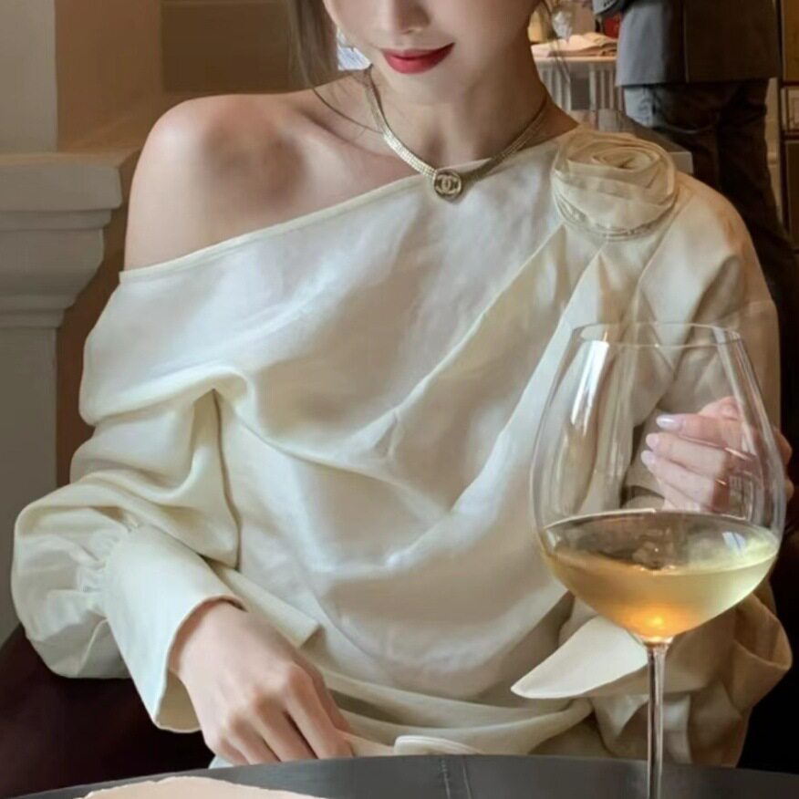 露肩上衣女装名媛气质高级感2026年春夏季新款韩版时尚小众御姐范