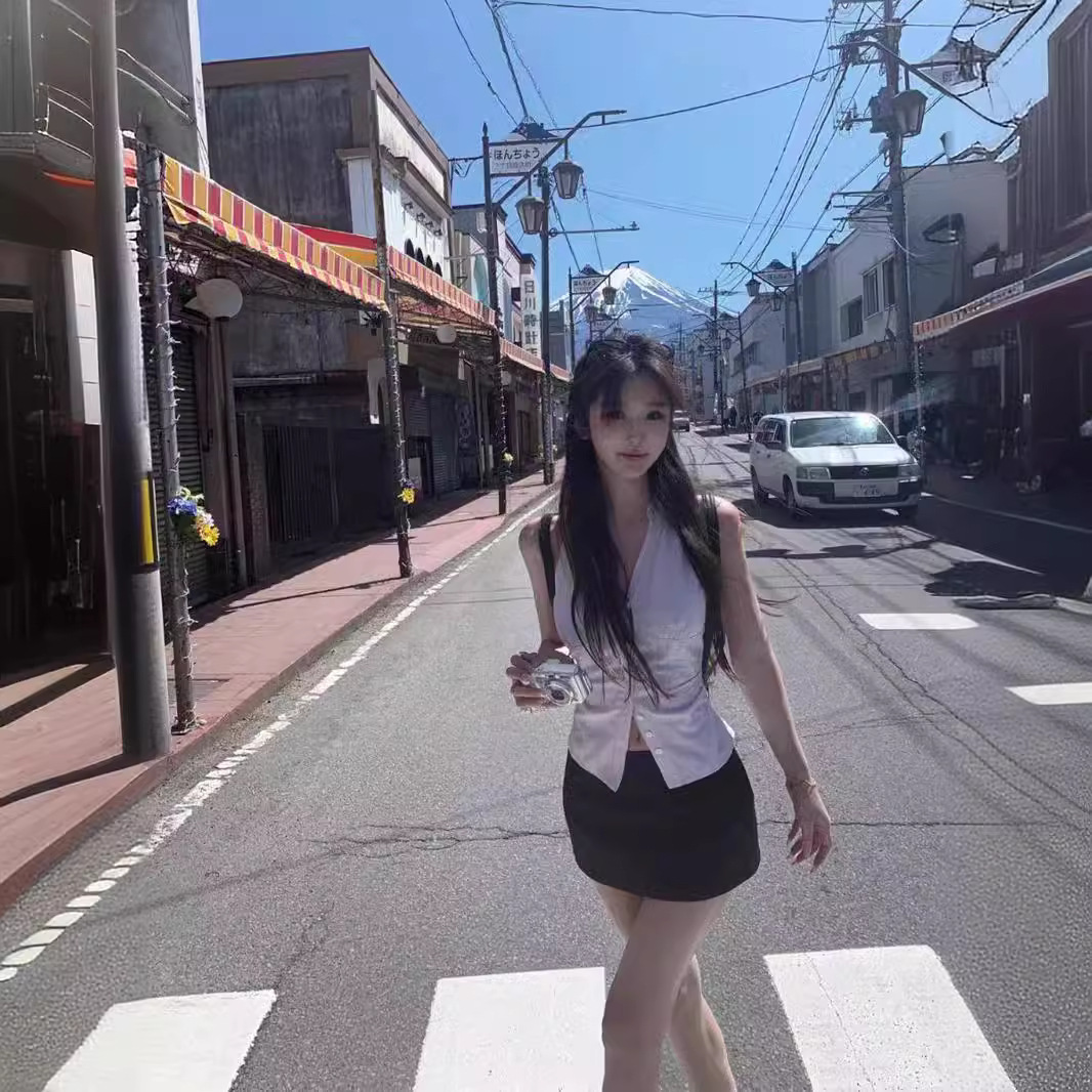 JMSHOP 山梨假日 纯欲无袖翻领挂脖衬衫女夏季修身低腰短裙套装