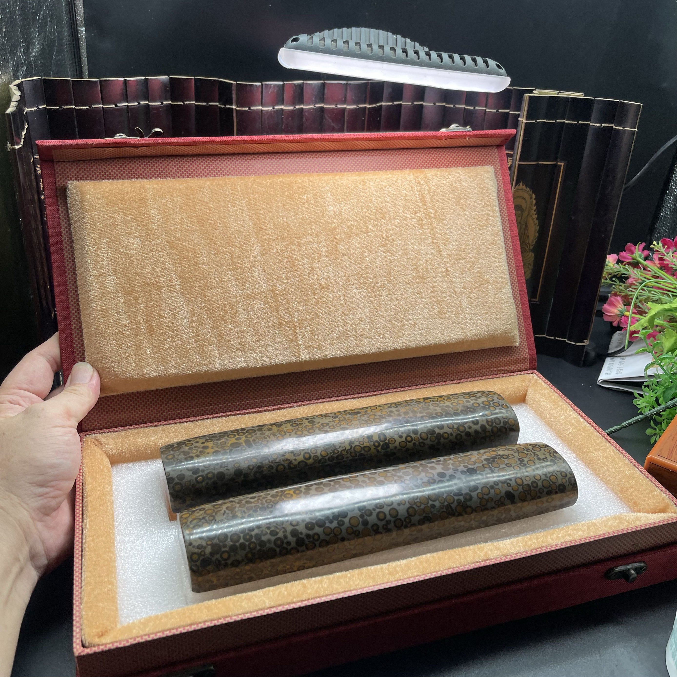 珊瑚玉镇尺天然高冰彩在珊瑚玉石彩石文玩送礼佳品包邮收藏品礼品