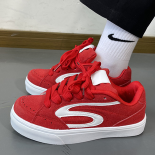 2025新款 男女低帮百搭运动休闲鞋 红色板鞋 街头复古面包鞋 美式 男鞋