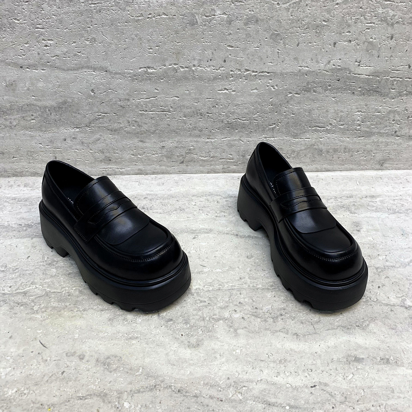 欧洲站女鞋2026春季新款欧货皮面松糕跟厚底英伦风时尚单鞋乐福鞋