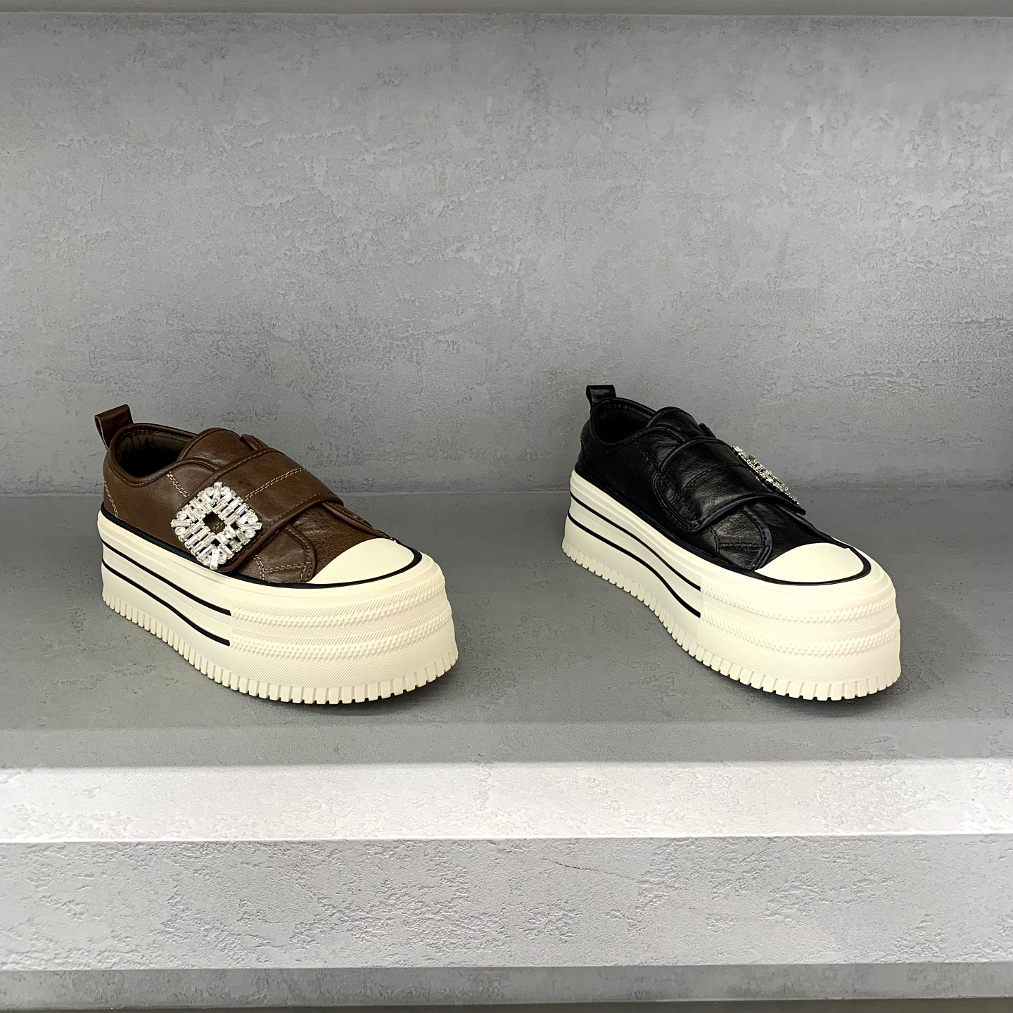 厚底增高亮钻魔术贴时尚松糕鞋