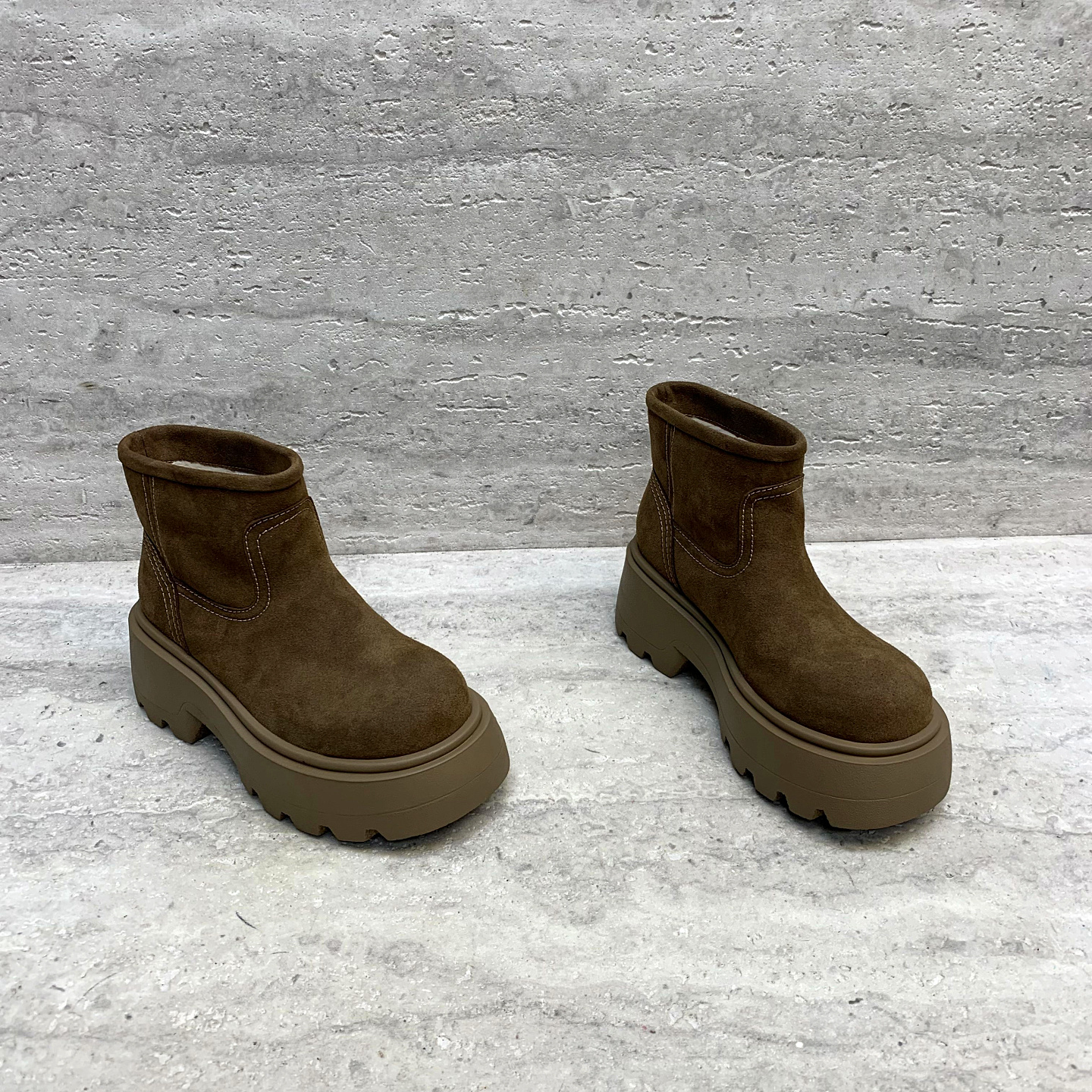 绒里保暖松糕跟时尚短靴雪地靴