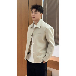 米白色轻薄羽绒服男女同款冬季穿搭轻熟风时尚衬衫式短款羽绒外套