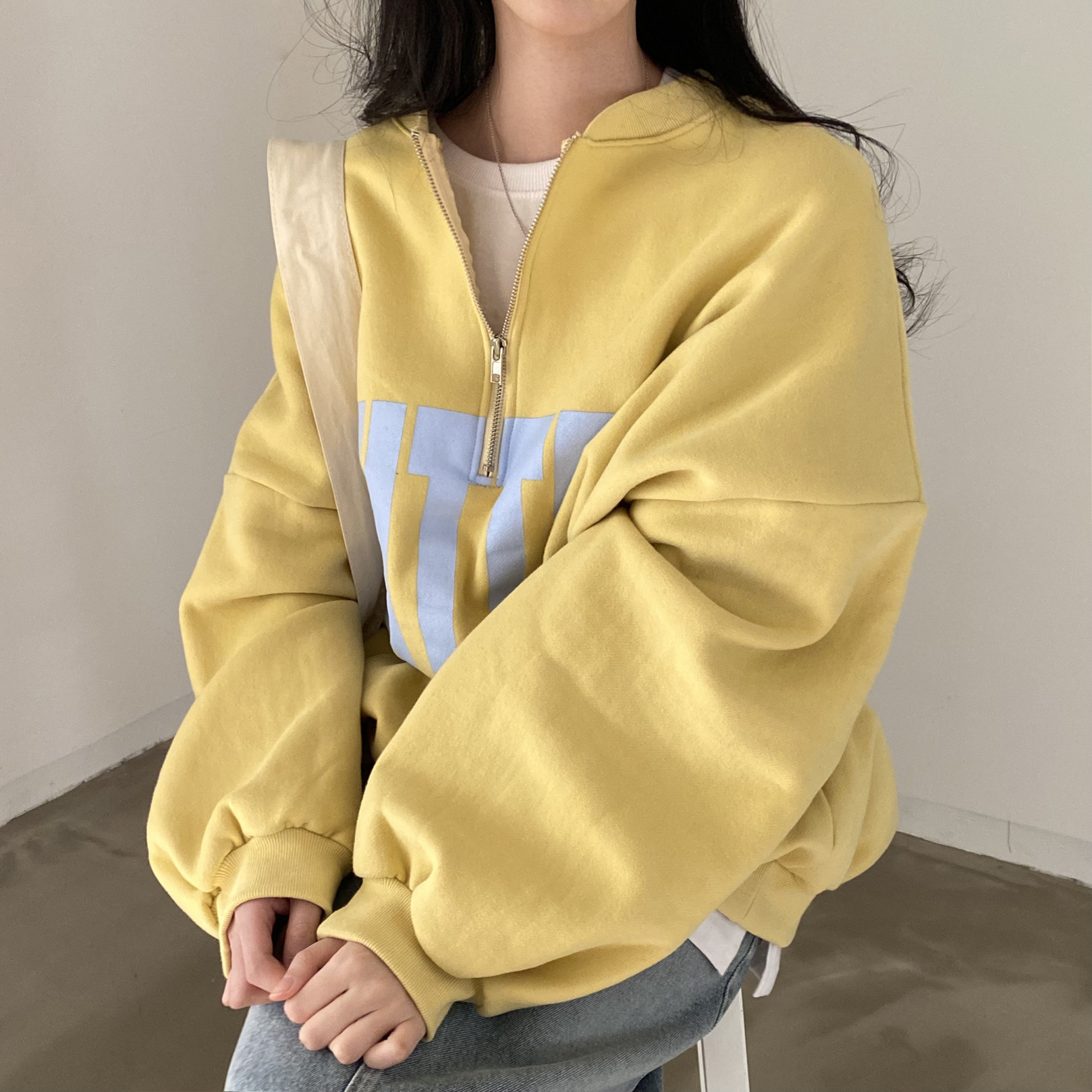 韩国立领撞色字母印花加绒卫衣女