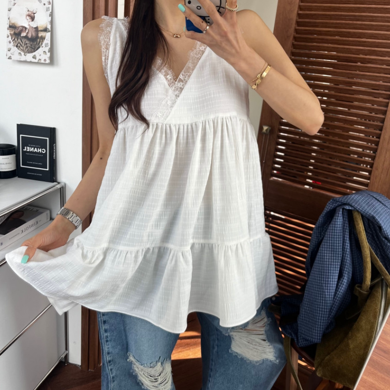 韩国东大门甜美蕾丝花边V领背心连衣裙女宽松荷叶边娃娃吊带小衫