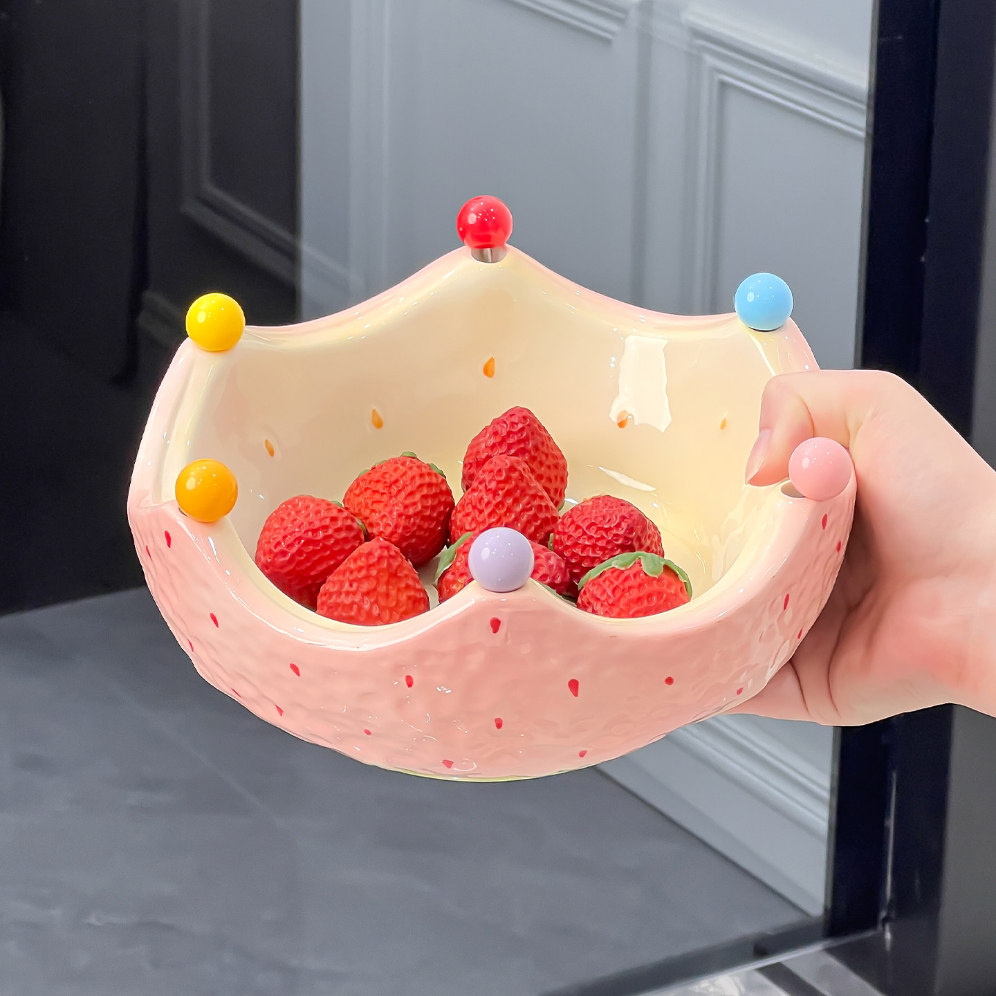 高颜值草莓水果盘客厅茶几家用陶瓷零食摆放盘碗不锈钢水果叉套装,餐饮具,果盆/果盘/果篮,淘宝优惠券,粉丝福利购,淘宝优惠卷