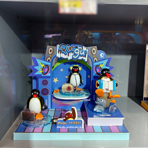 潮昇pingu创意礼品摆件潮玩手办