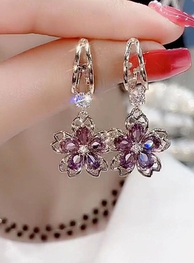 高级感紫色水晶花瓣银针耳环女日韩春夏新款简约时尚超仙小花耳饰