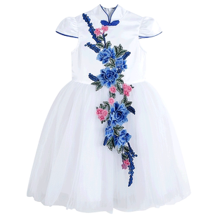 中国风儿童演出服合唱小学生表演服元旦朗诵新款长袖梅花