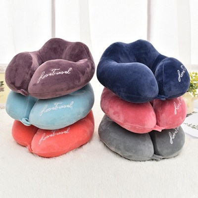 U-shape pillow neck pillow to protect the neck cervical